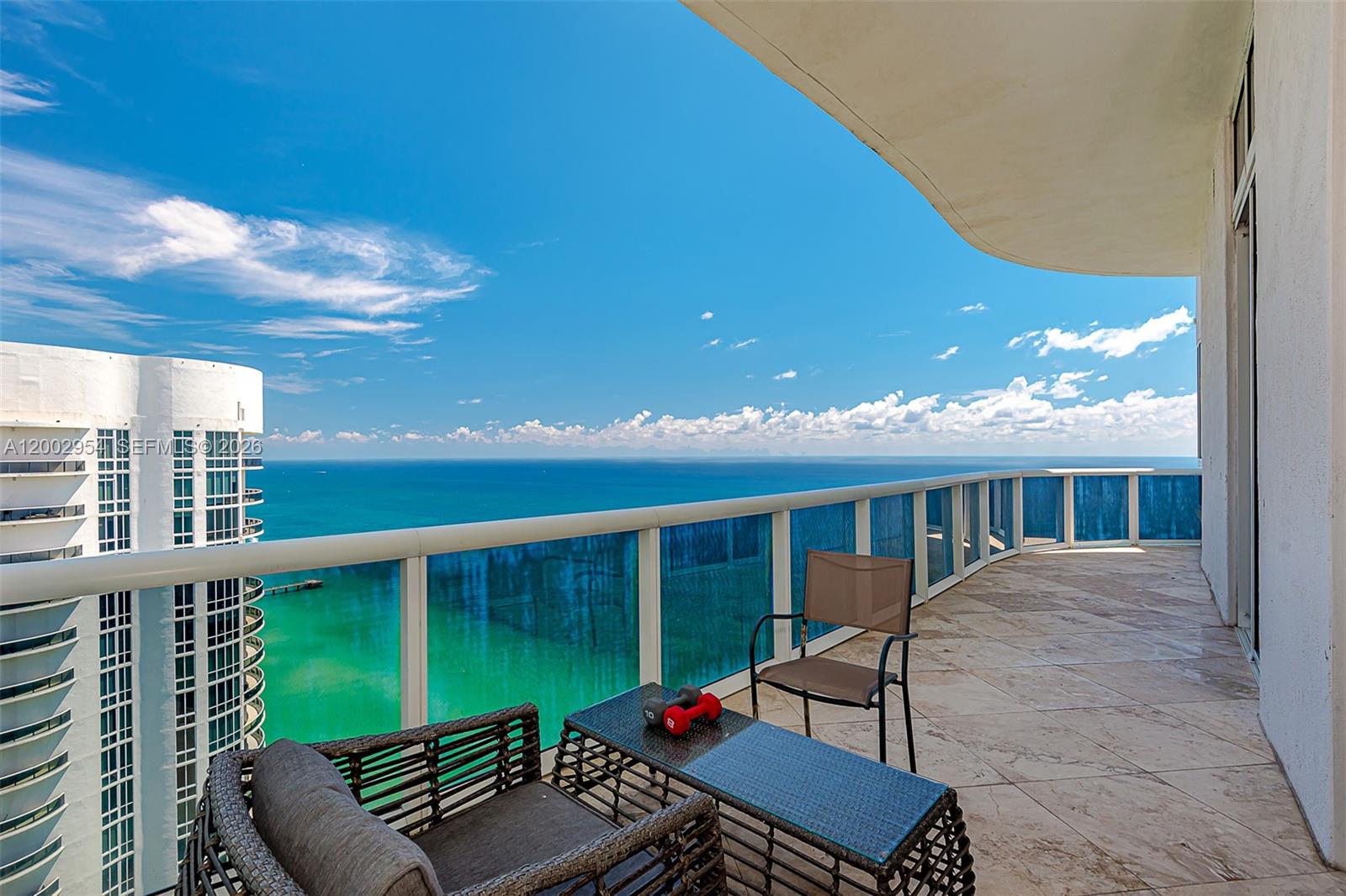 15901 Collins Ave #4302, Sunny Isles Beach FL 33160