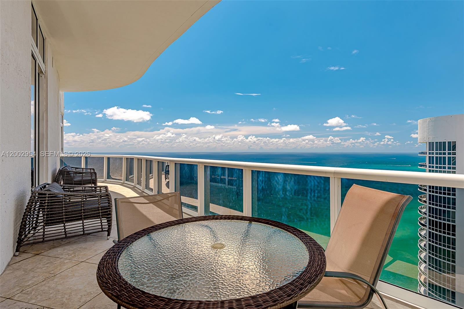 15901 Collins Ave #4302, Sunny Isles Beach FL 33160