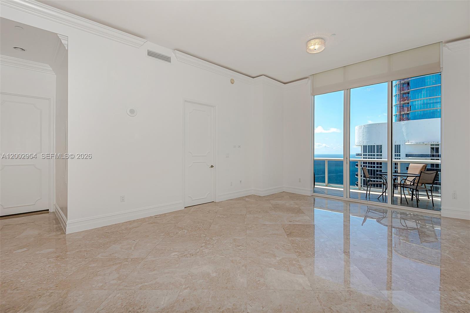 15901 Collins Ave #4302, Sunny Isles Beach FL 33160