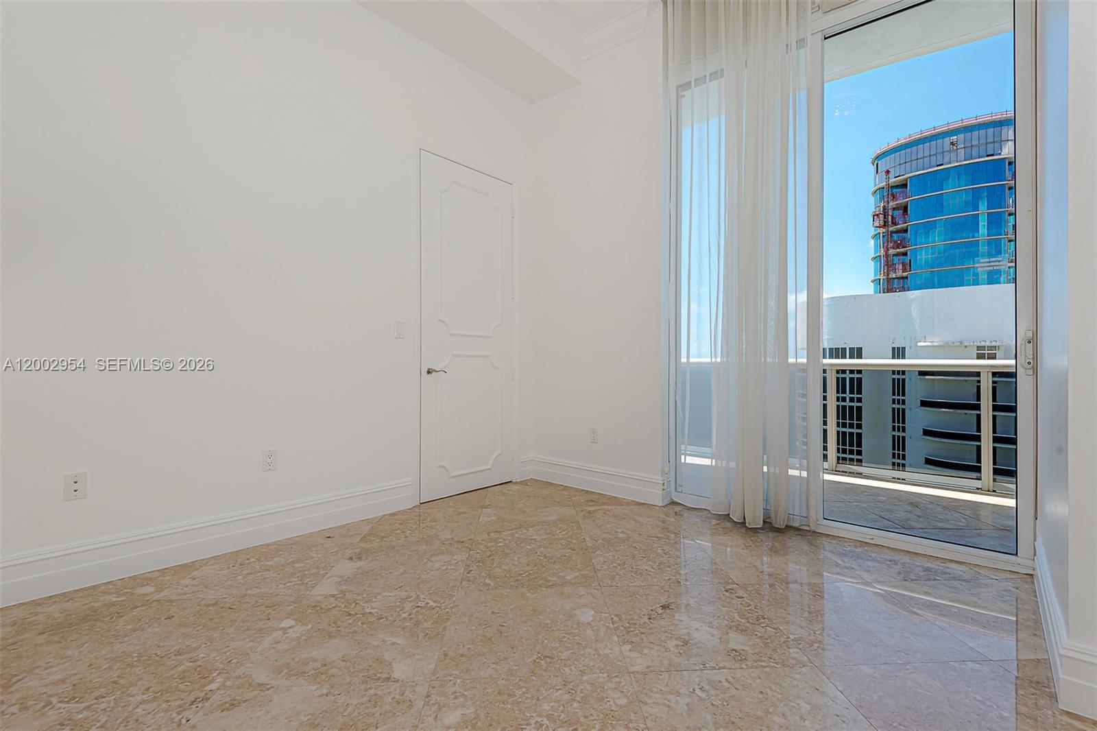 15901 Collins Ave #4302, Sunny Isles Beach FL 33160