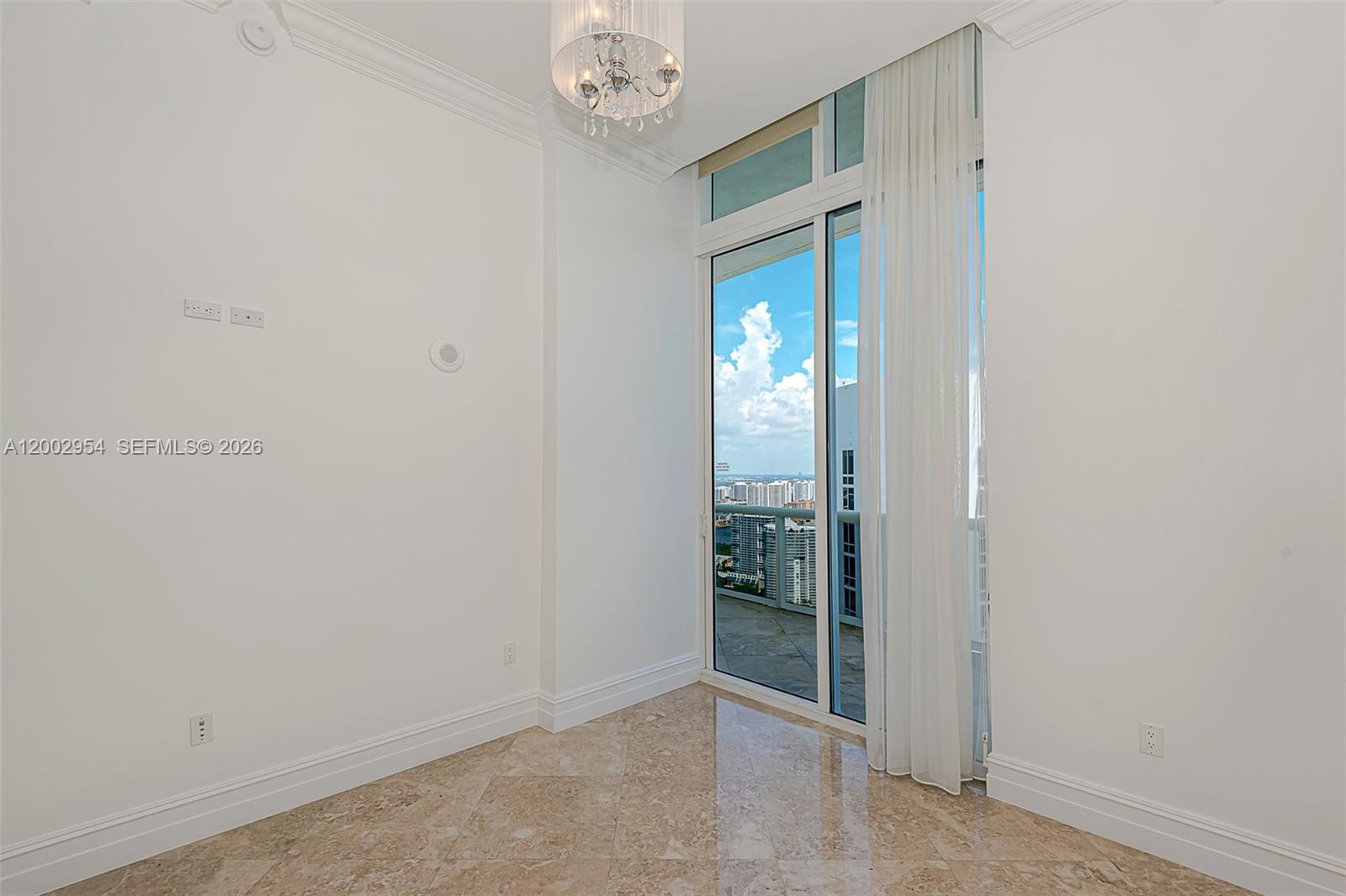 15901 Collins Ave #4302, Sunny Isles Beach FL 33160
