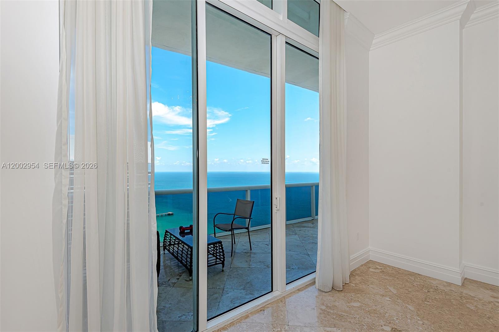15901 Collins Ave #4302, Sunny Isles Beach FL 33160
