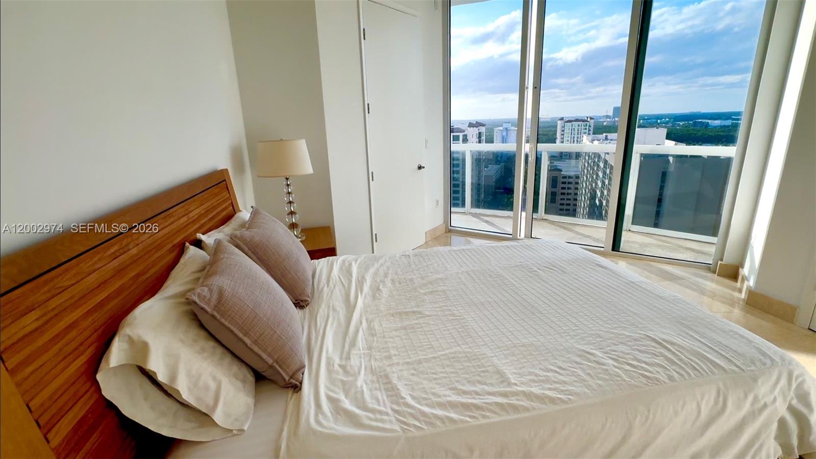 15901 Collins Ave #1804, Sunny Isles Beach FL 33160
