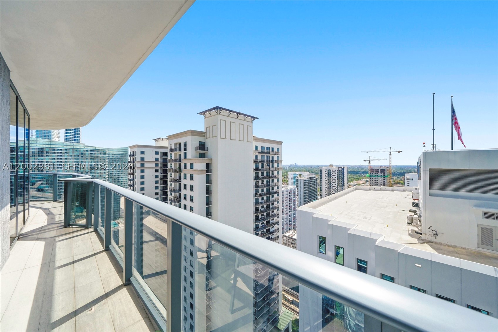 55 SW 9th St #3106, Miami FL 33130