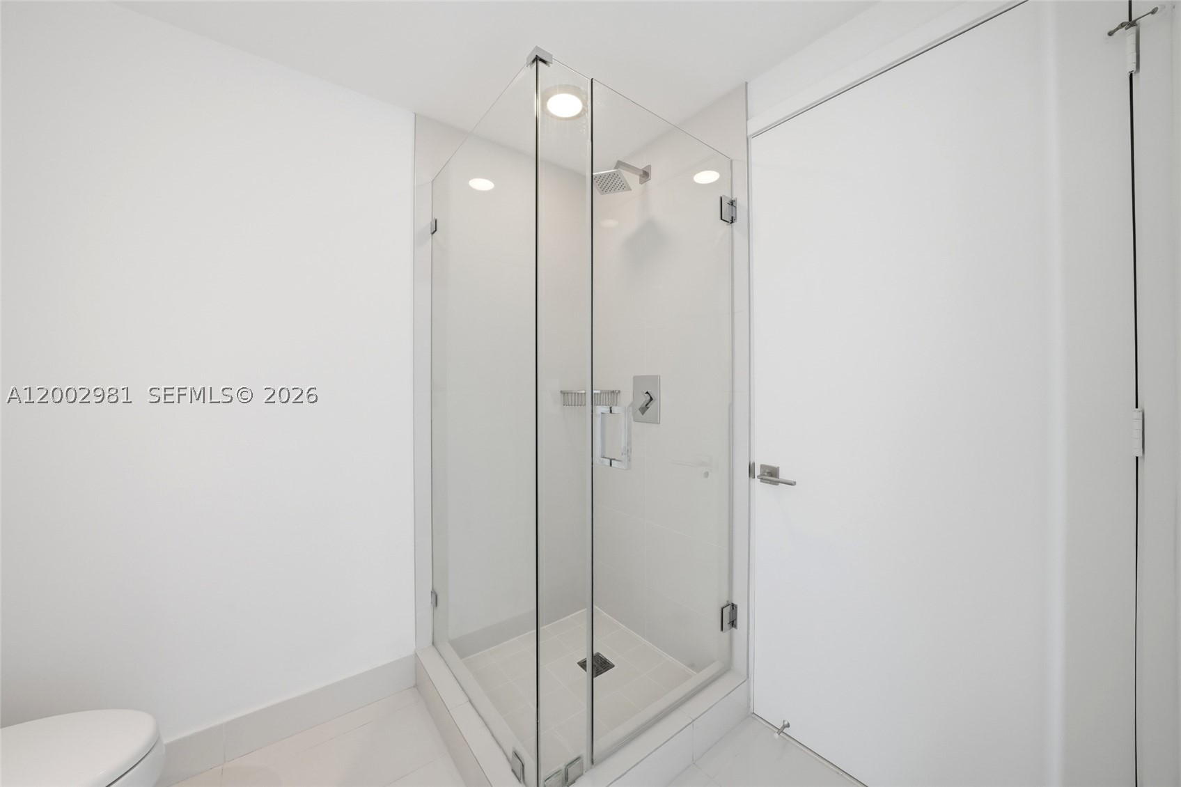 55 SW 9th St #3106, Miami FL 33130