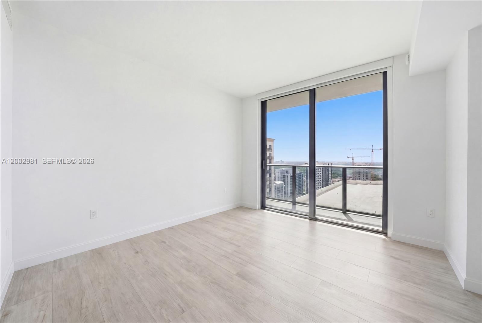 55 SW 9th St #3106, Miami FL 33130