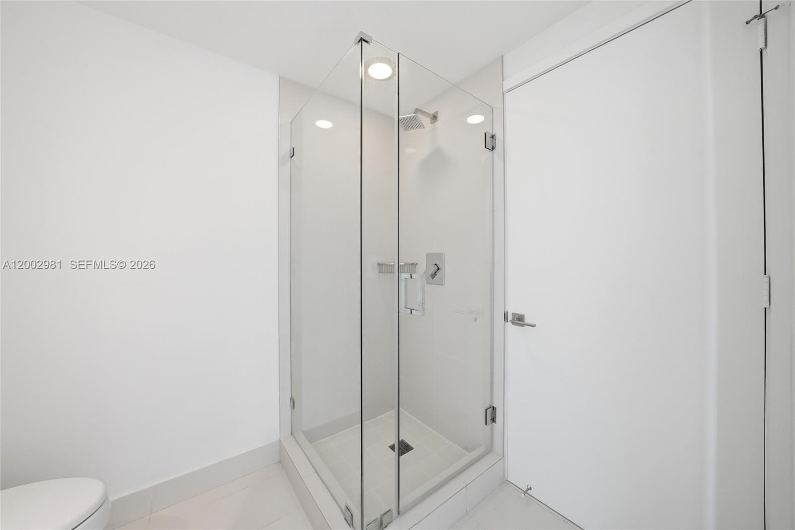 55 SW 9th St #3106, Miami FL 33130