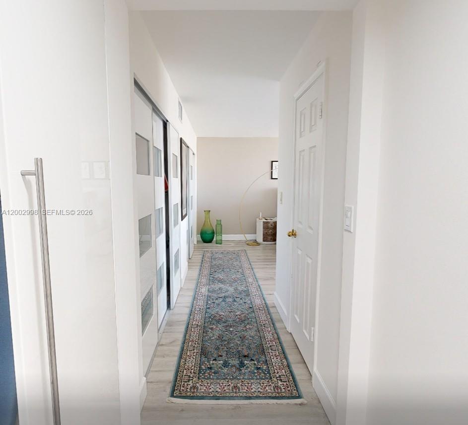 137 Golden Isles Dr #1609, Hallandale Beach FL 33009