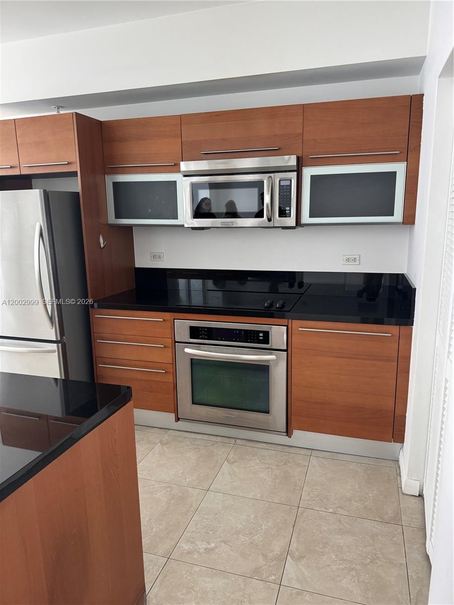 253 NE 2nd St #1108, Miami FL 33132