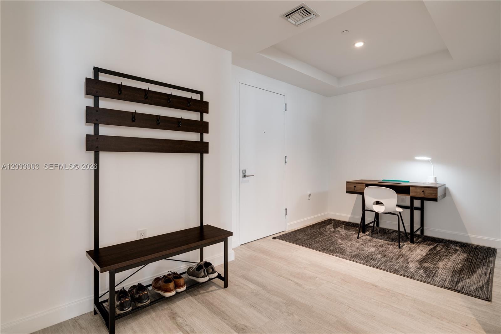 45 SW 9th St #2306, Miami FL 33130