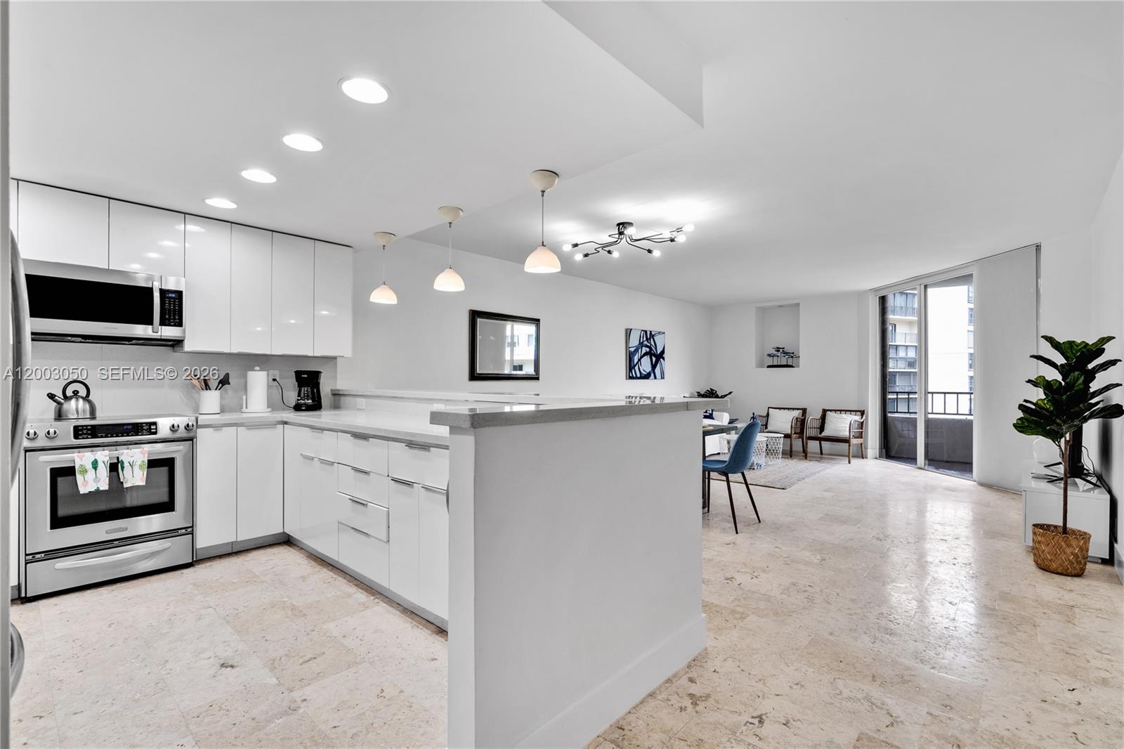 101 Crandon Blvd #367, Key Biscayne FL 33149