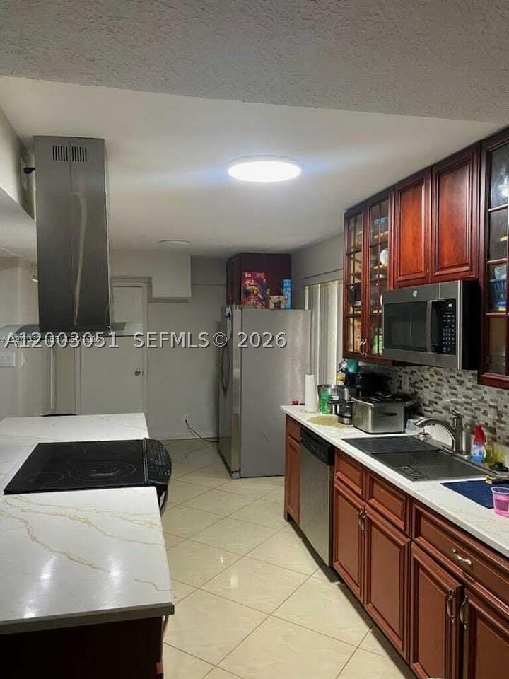 1815 NW 56th Ter #15, Lauderhill FL 33313