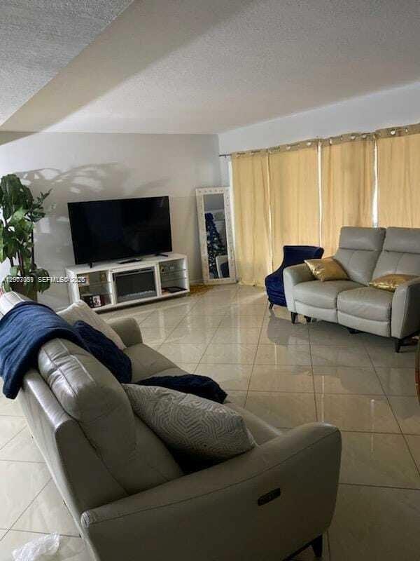 1815 NW 56th Ter #15, Lauderhill FL 33313