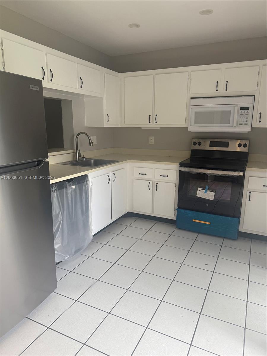 1815 NW 56th Ter #15, Lauderhill FL 33313
