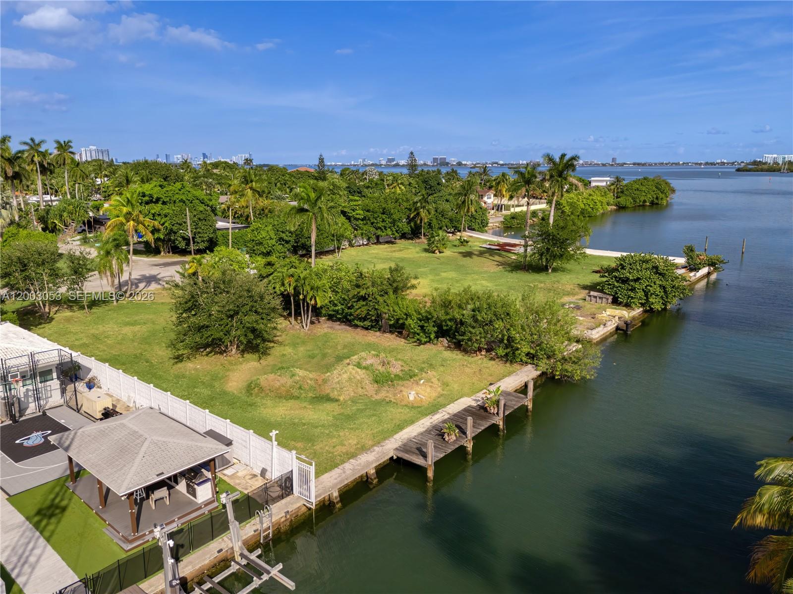 1110 NE 84th St, Miami FL 33138