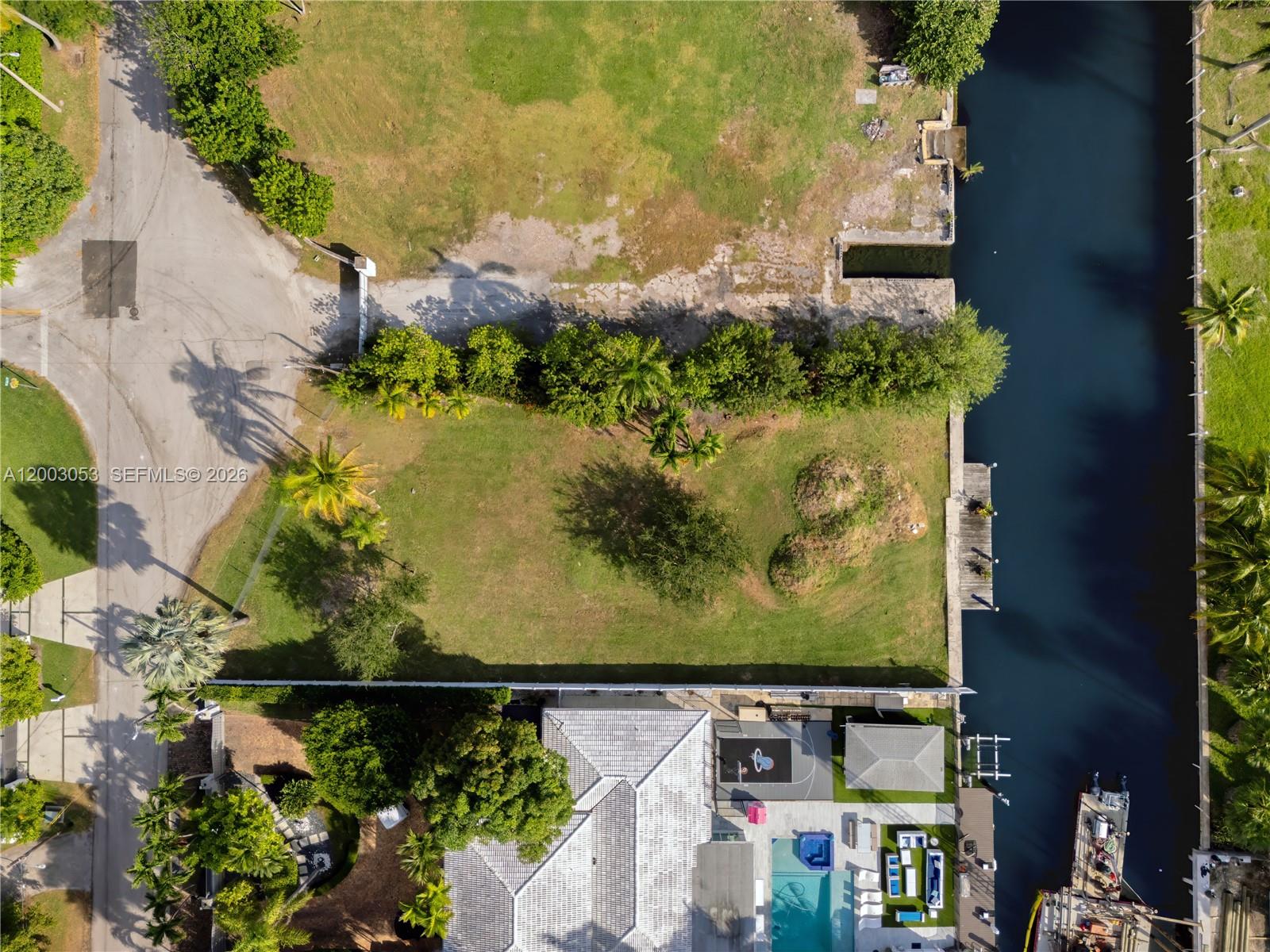 1110 NE 84th St, Miami FL 33138