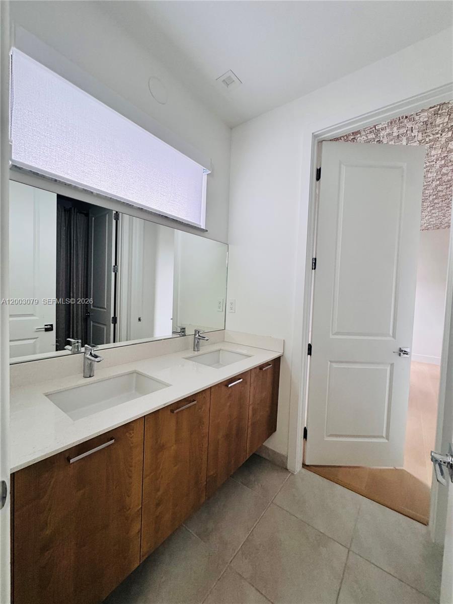8108 NW 48th Ter #8108, Doral FL 33166