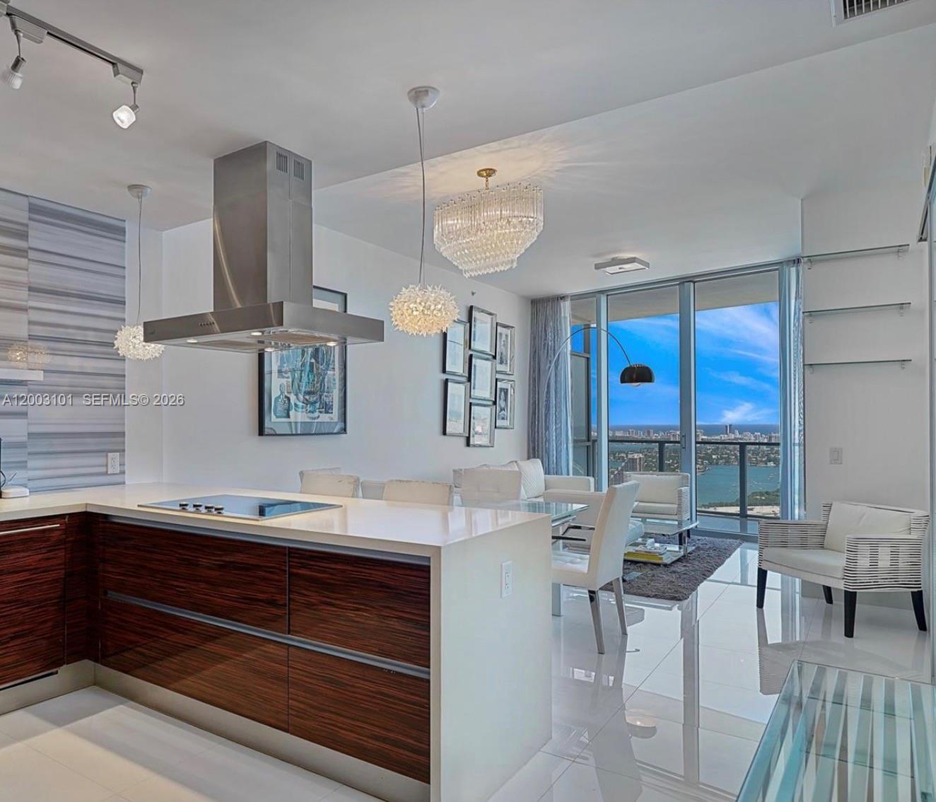 1100 Biscayne Blvd #4803, Miami FL 33132