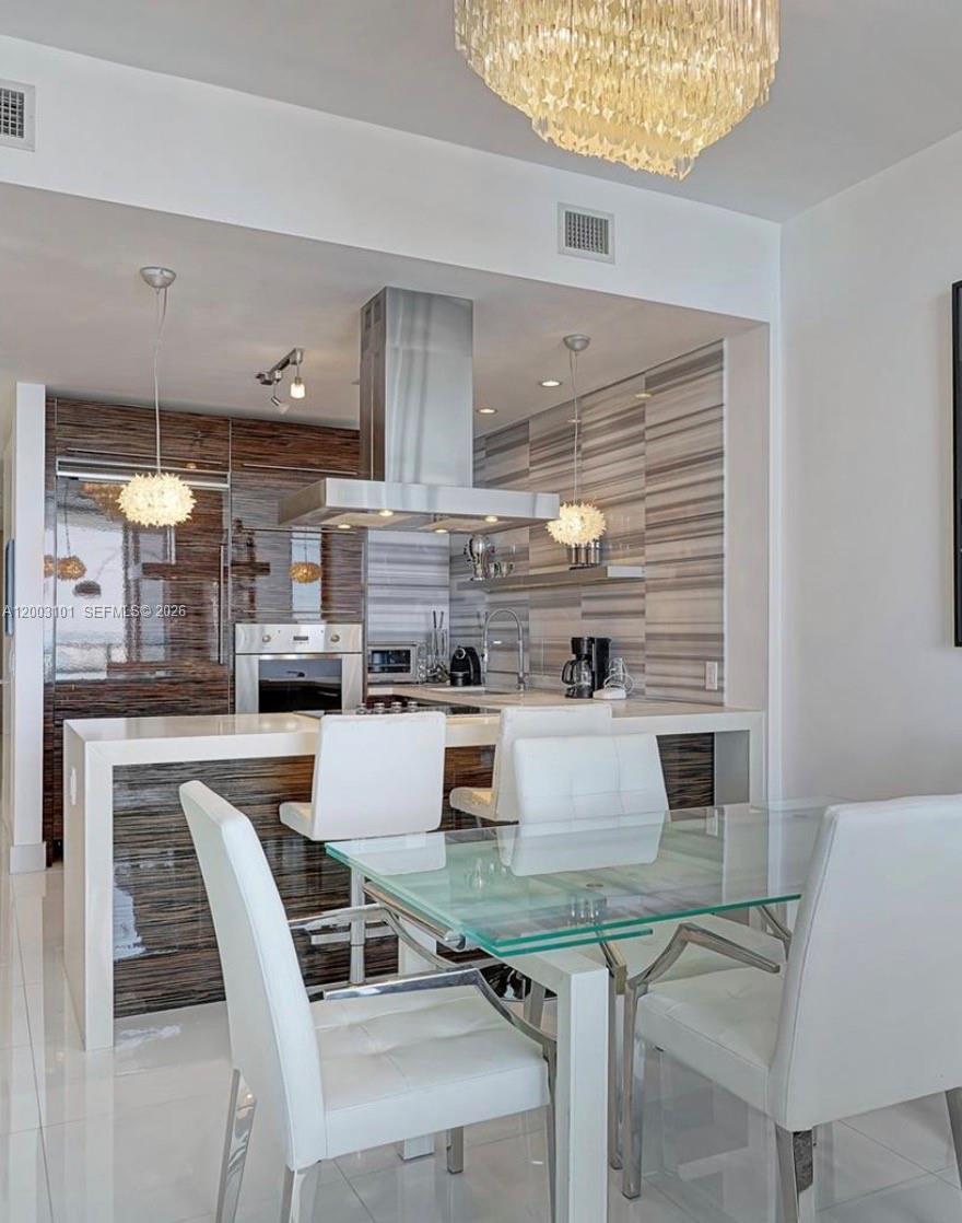 1100 Biscayne Blvd #4803, Miami FL 33132