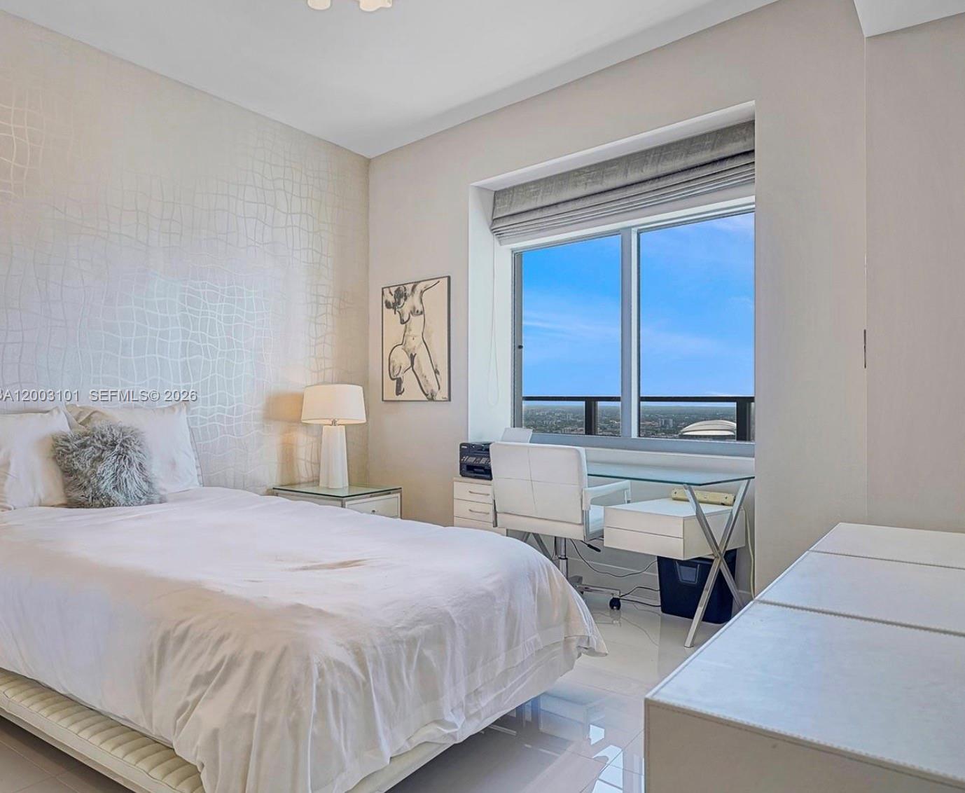 1100 Biscayne Blvd #4803, Miami FL 33132