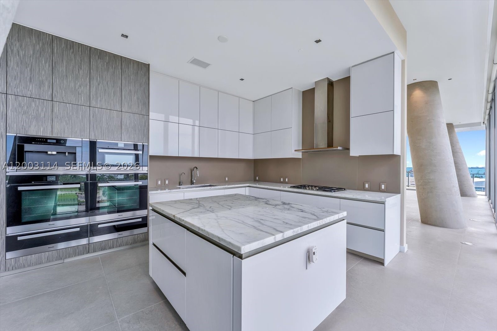 2675 S Bayshore Dr #602S, Miami FL 33133