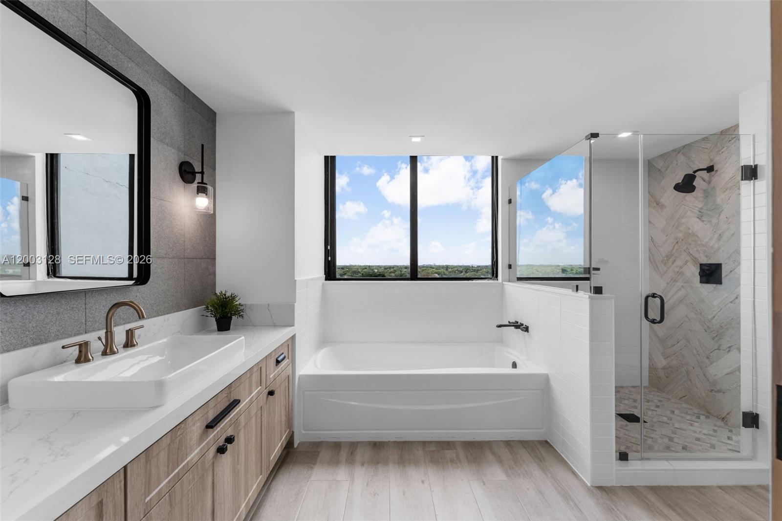 1300 Ponce De Leon Blvd #815, Coral Gables FL 33134