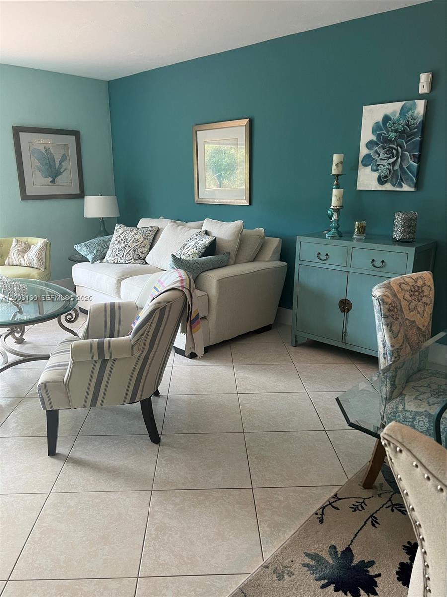 8335 SW 72nd Ave #212D, Miami FL 33143