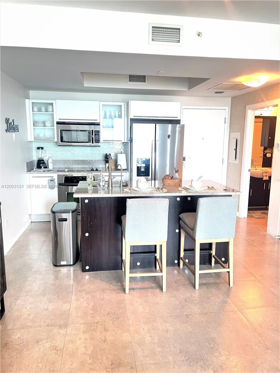888 Biscayne Blvd #4310, Miami FL 33132