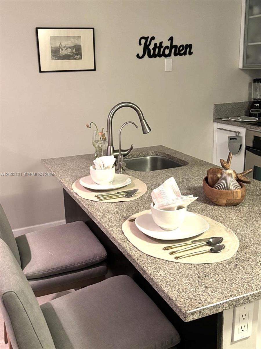 888 Biscayne Blvd #4310, Miami FL 33132