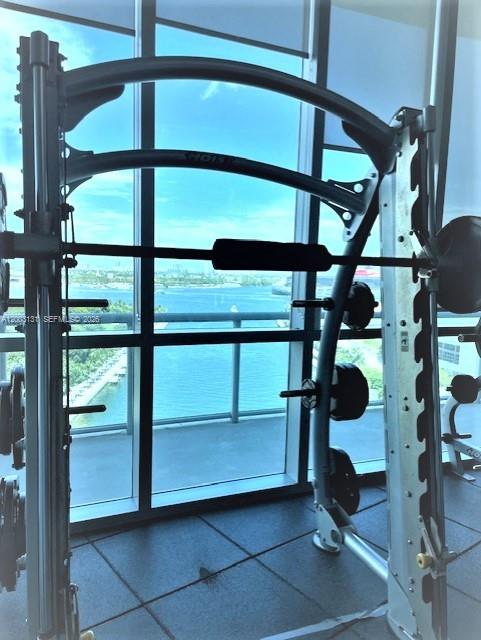 888 Biscayne Blvd #4310, Miami FL 33132