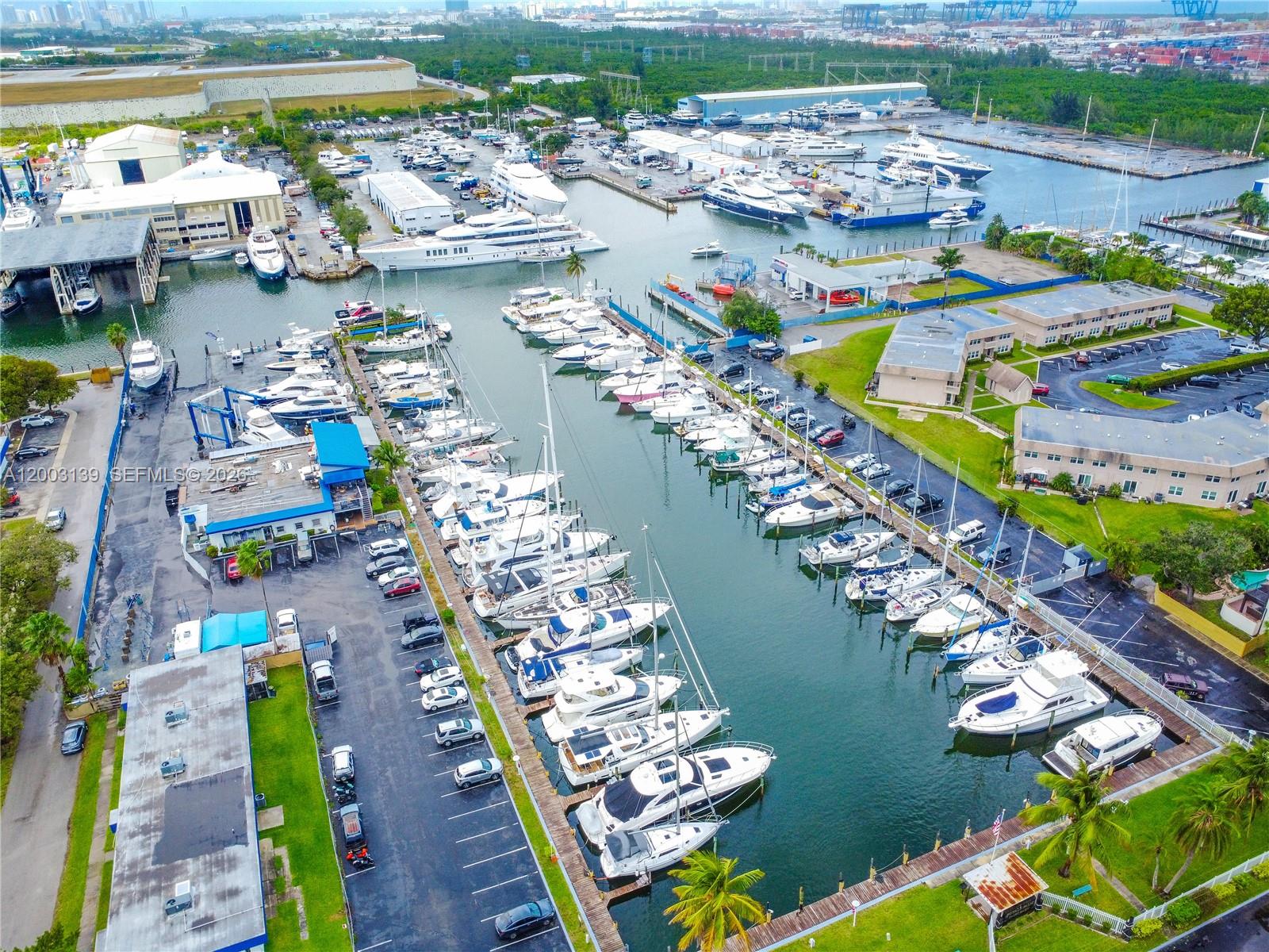 614 NE 3rd St, Dania Beach FL 33004