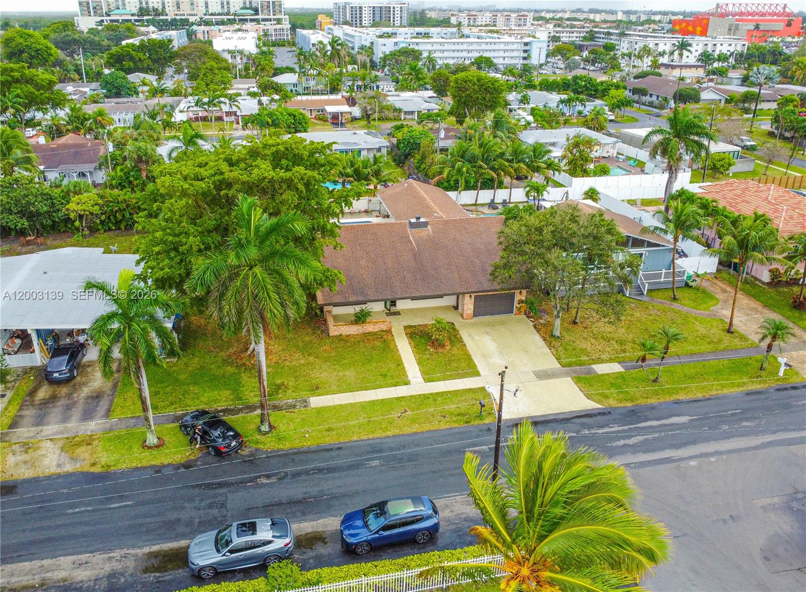 614 NE 3rd St, Dania Beach FL 33004