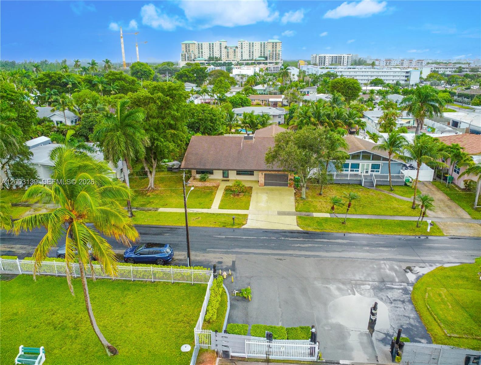 614 NE 3rd St, Dania Beach FL 33004