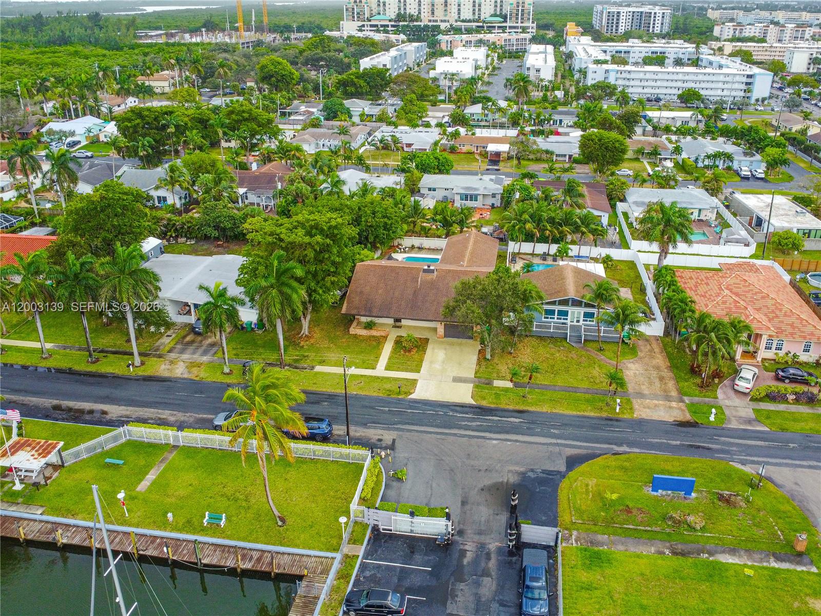 614 NE 3rd St, Dania Beach FL 33004