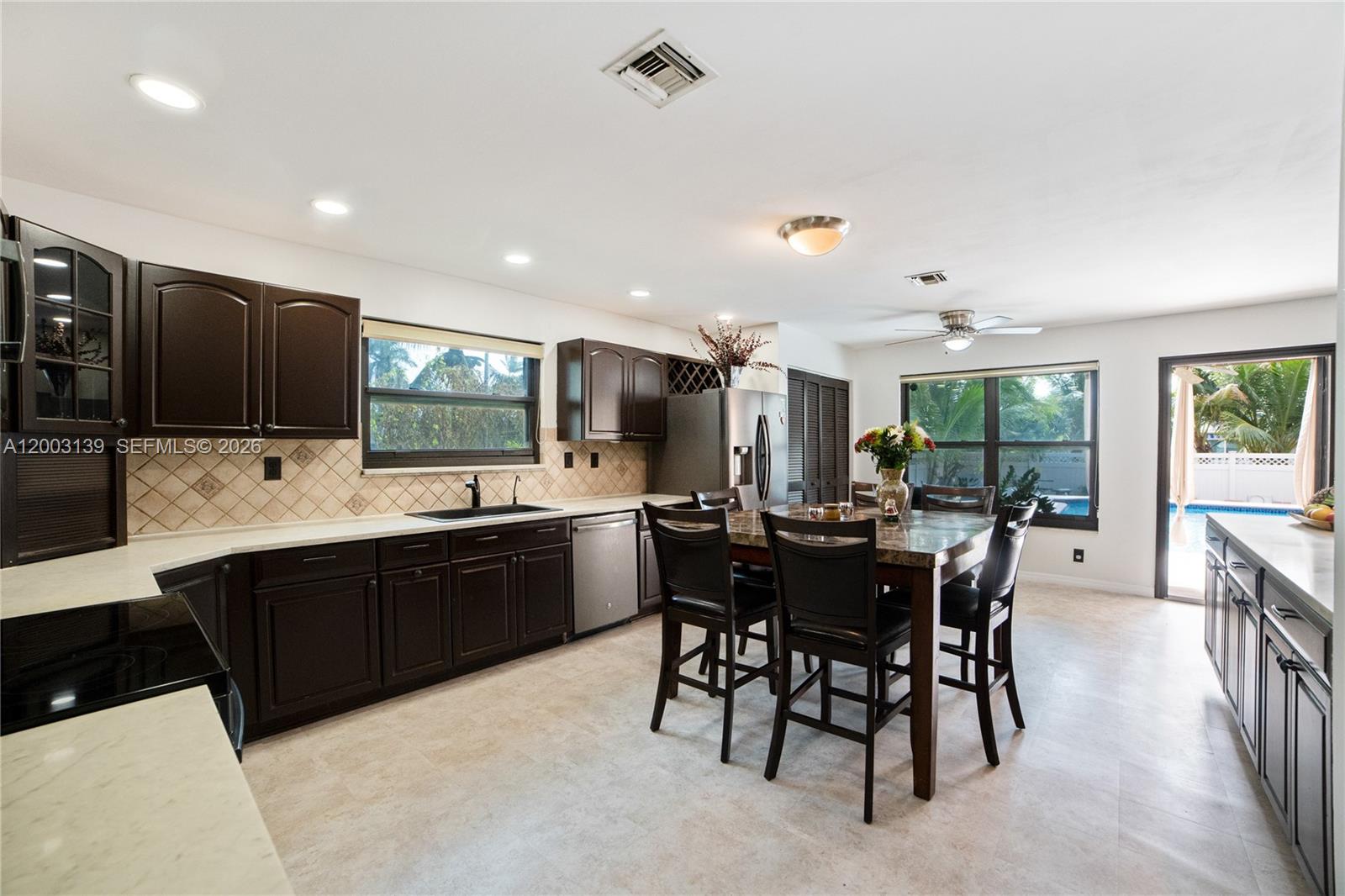 614 NE 3rd St, Dania Beach FL 33004