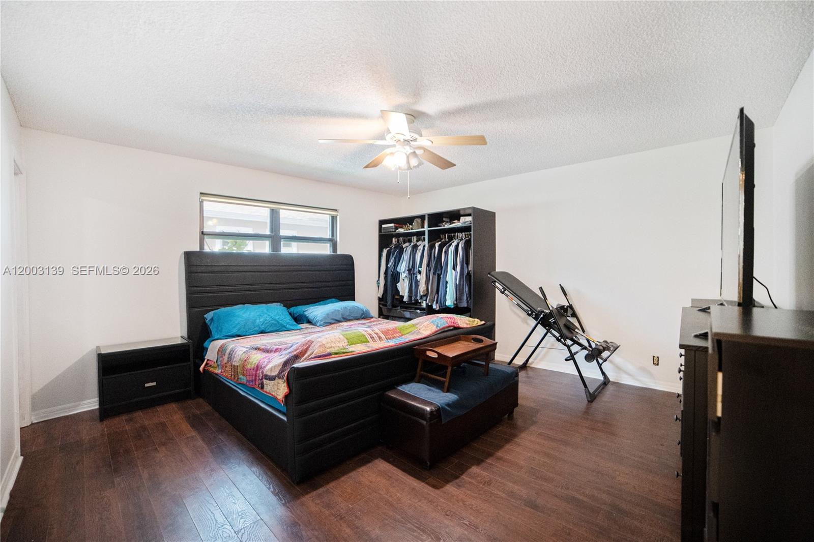 614 NE 3rd St, Dania Beach FL 33004
