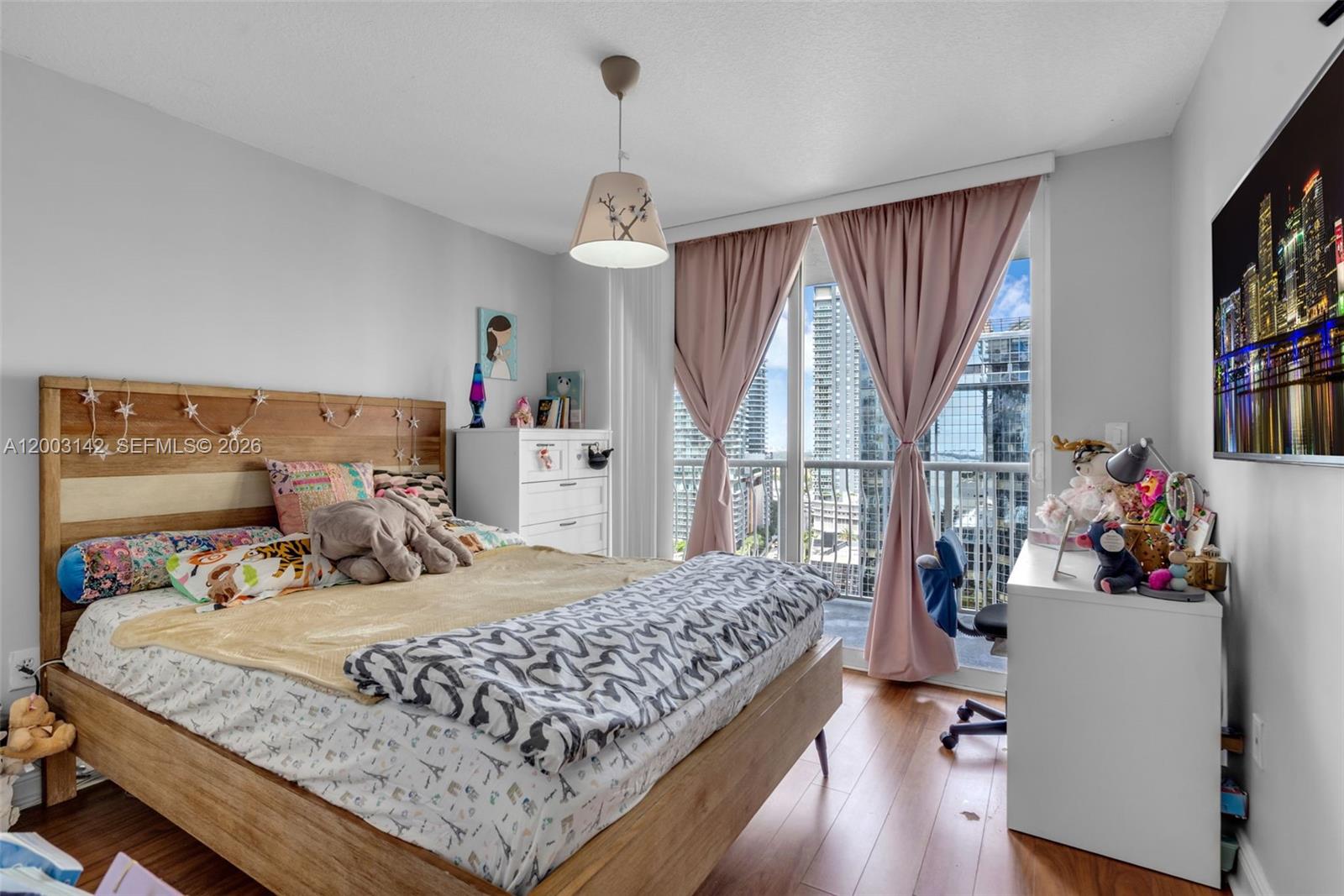 1200 Brickell Bay Dr #1924, Miami FL 33131