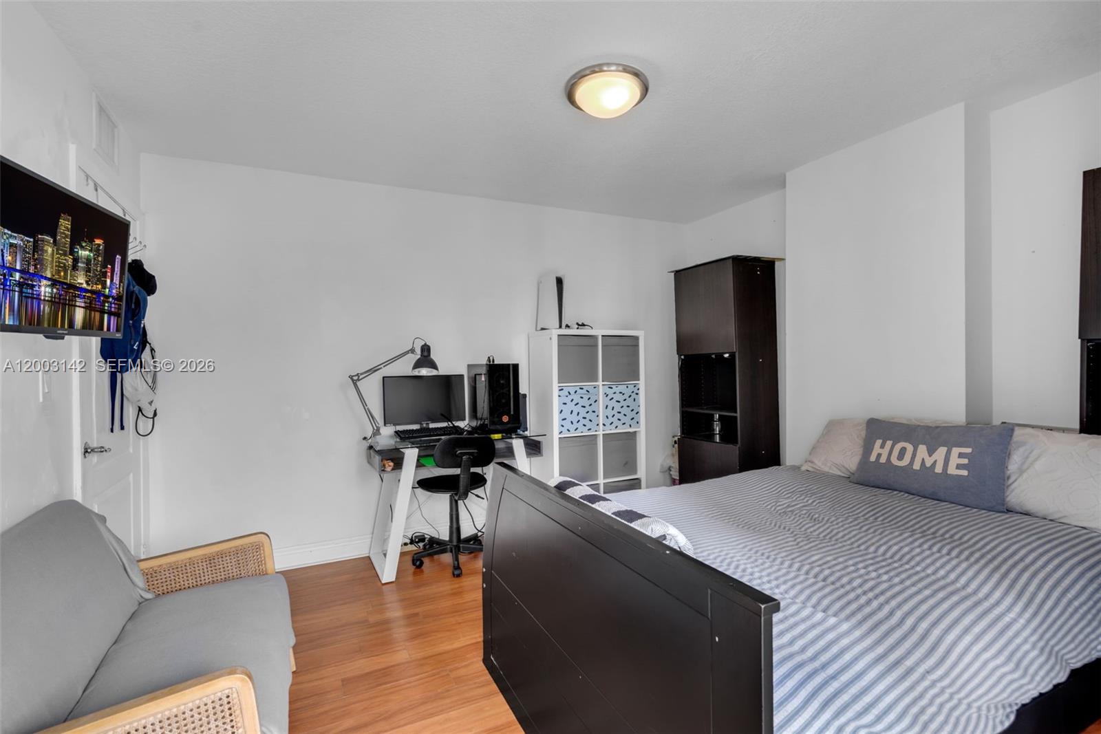 1200 Brickell Bay Dr #1924, Miami FL 33131