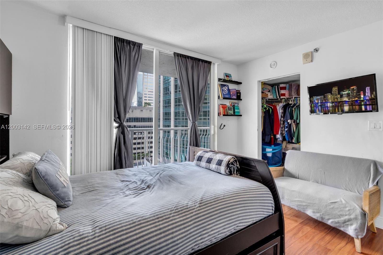 1200 Brickell Bay Dr #1924, Miami FL 33131