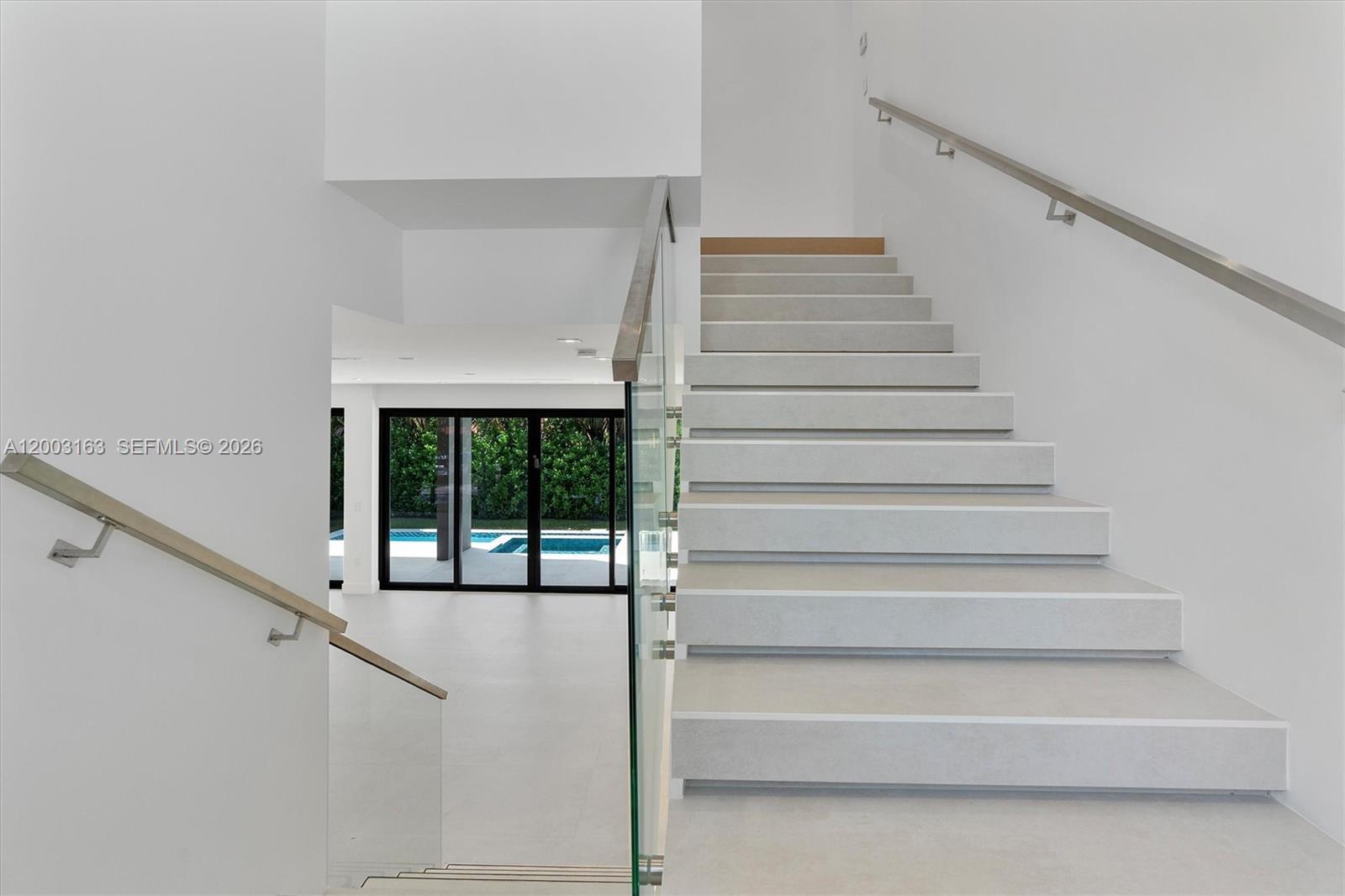 760 Woodcrest Rd, Key Biscayne FL 33149