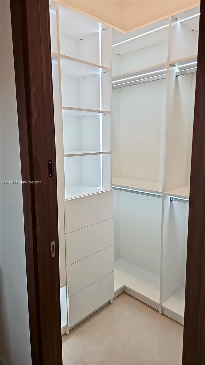 760 Woodcrest Rd, Key Biscayne FL 33149