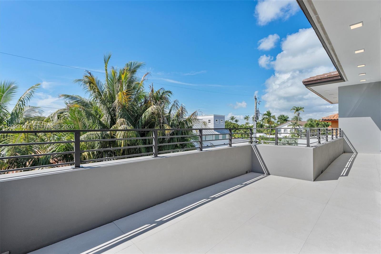 760 Woodcrest Rd, Key Biscayne FL 33149