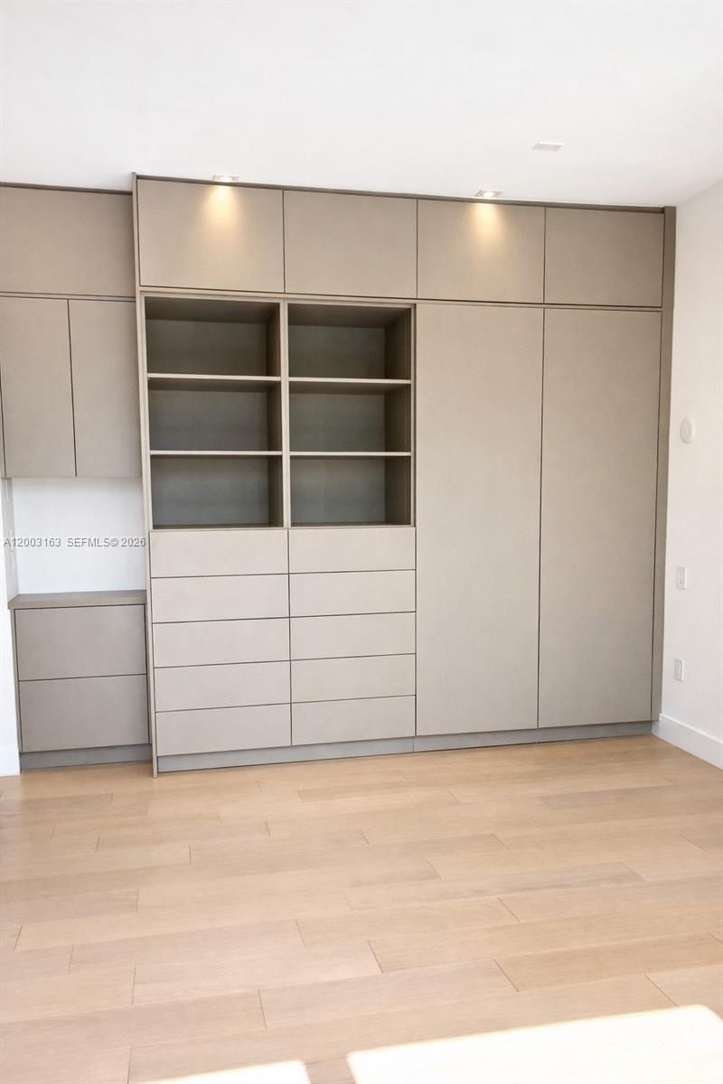 760 Woodcrest Rd, Key Biscayne FL 33149