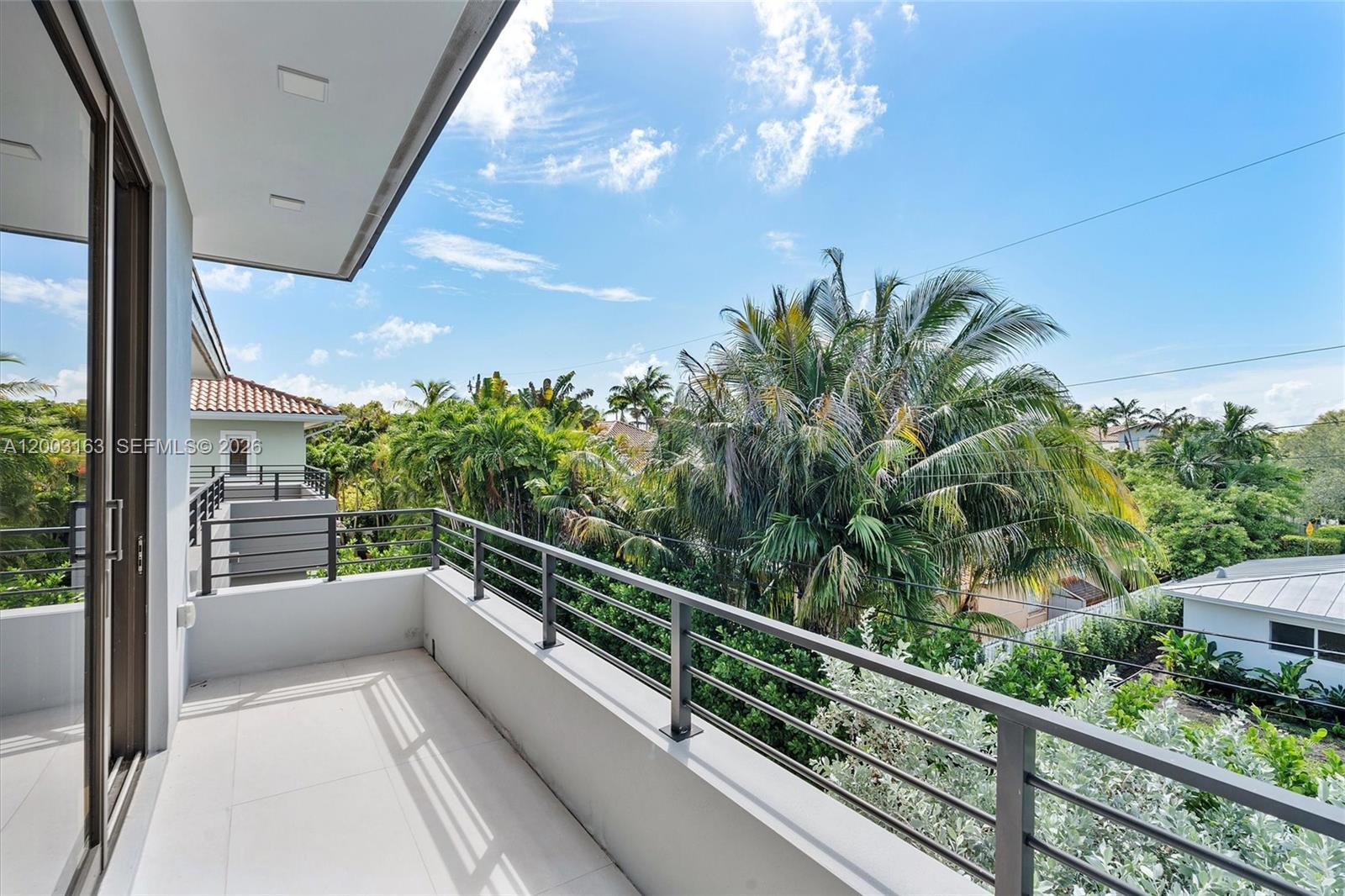 760 Woodcrest Rd, Key Biscayne FL 33149