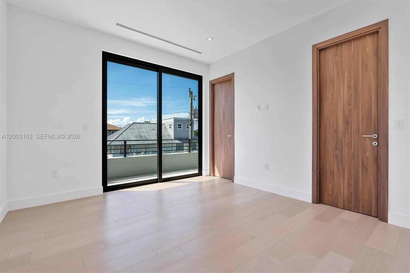 760 Woodcrest Rd, Key Biscayne FL 33149