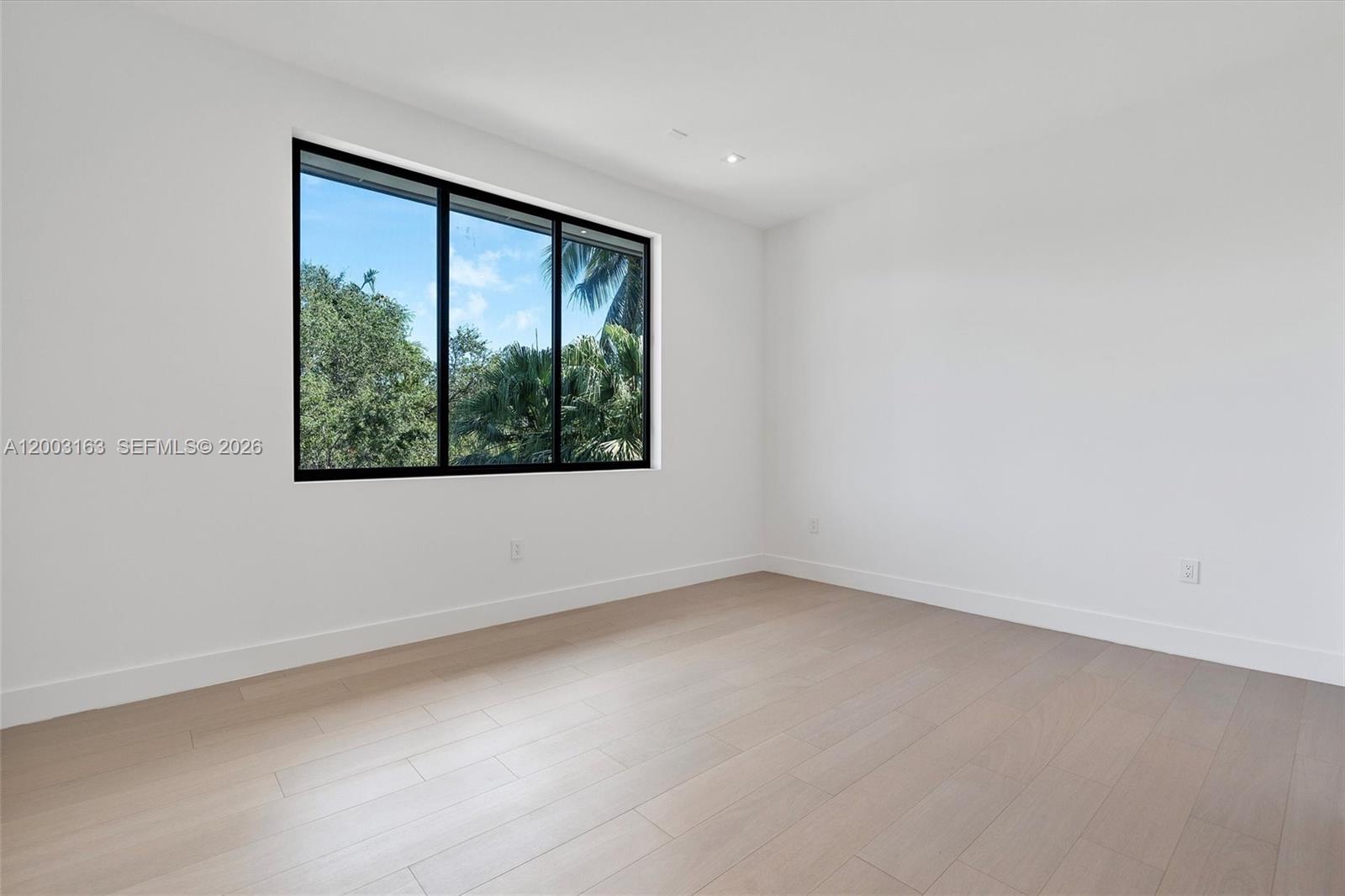 760 Woodcrest Rd, Key Biscayne FL 33149