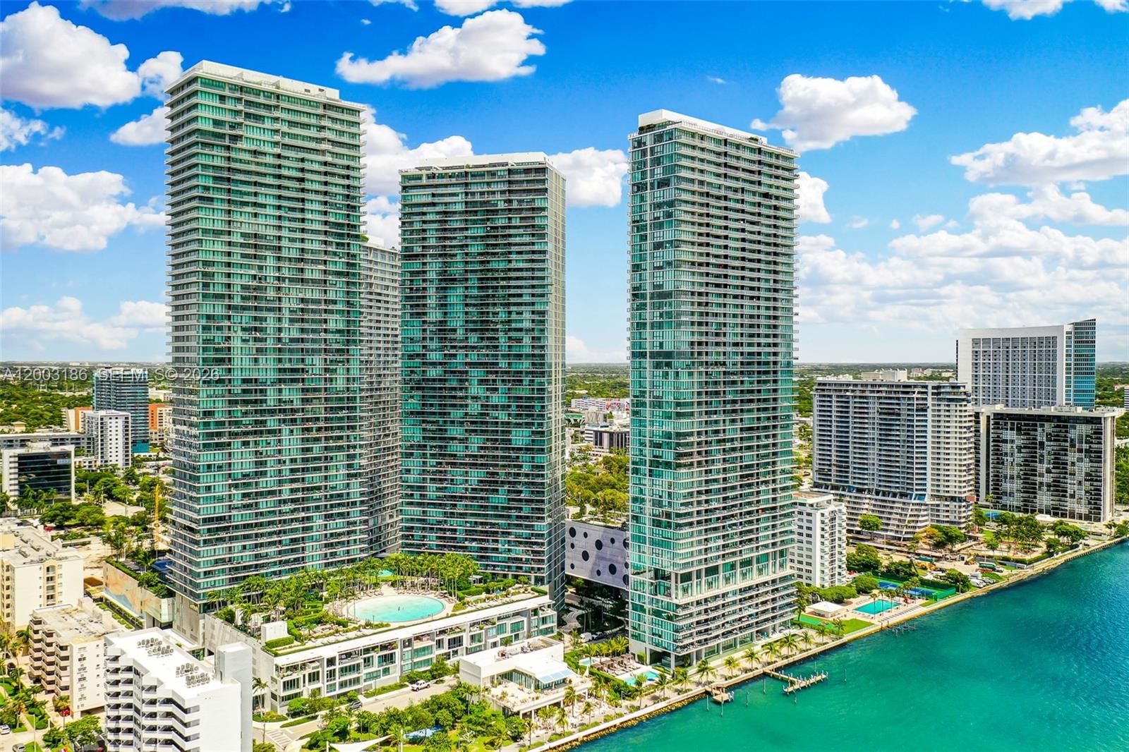 650 NE 32nd St #1107, Miami FL 33137