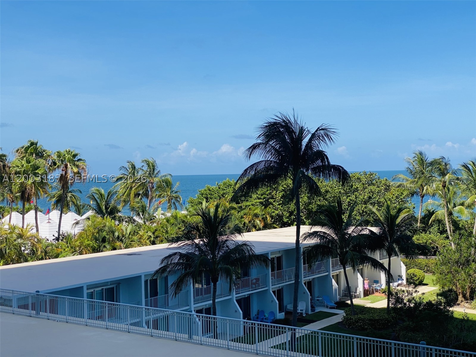 881 Ocean Dr #3E, Key Biscayne FL 33149