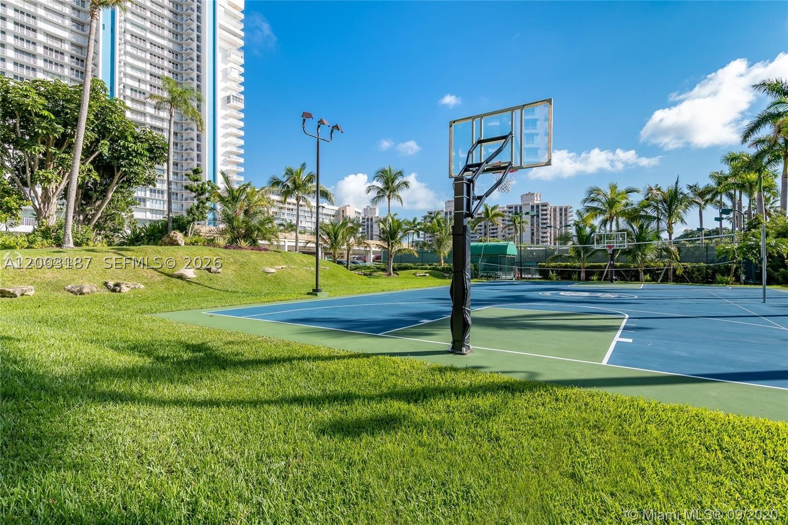 881 Ocean Dr #3E, Key Biscayne FL 33149