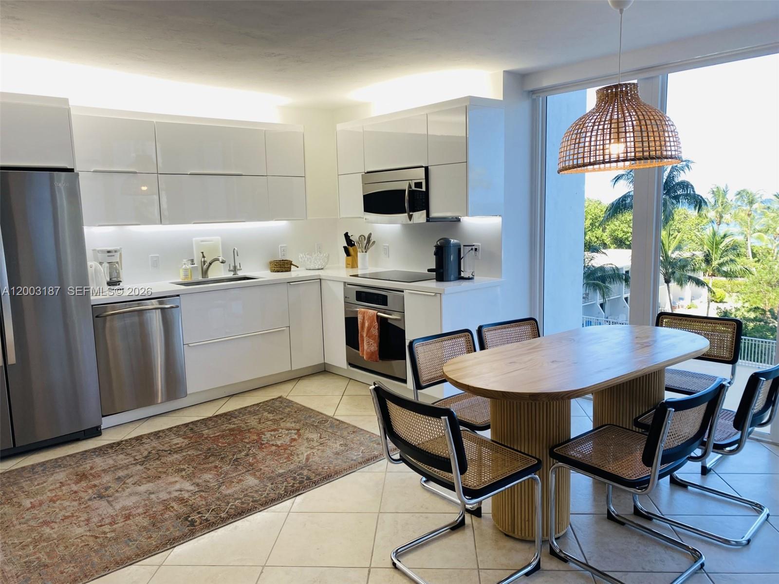 881 Ocean Dr #3E, Key Biscayne FL 33149